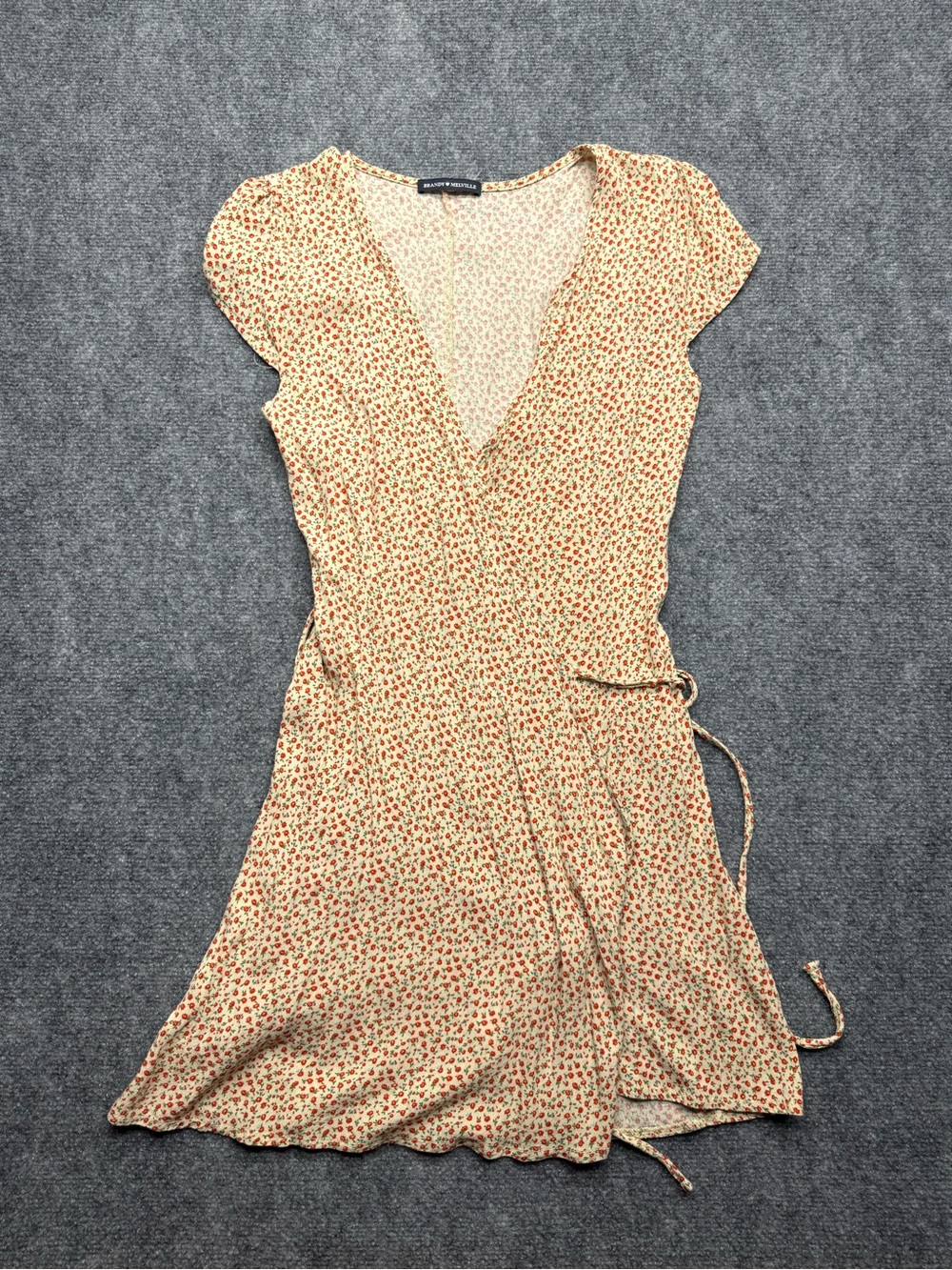 Brandy Melville Womans Small Floral Wrap Dress in Cream and Red